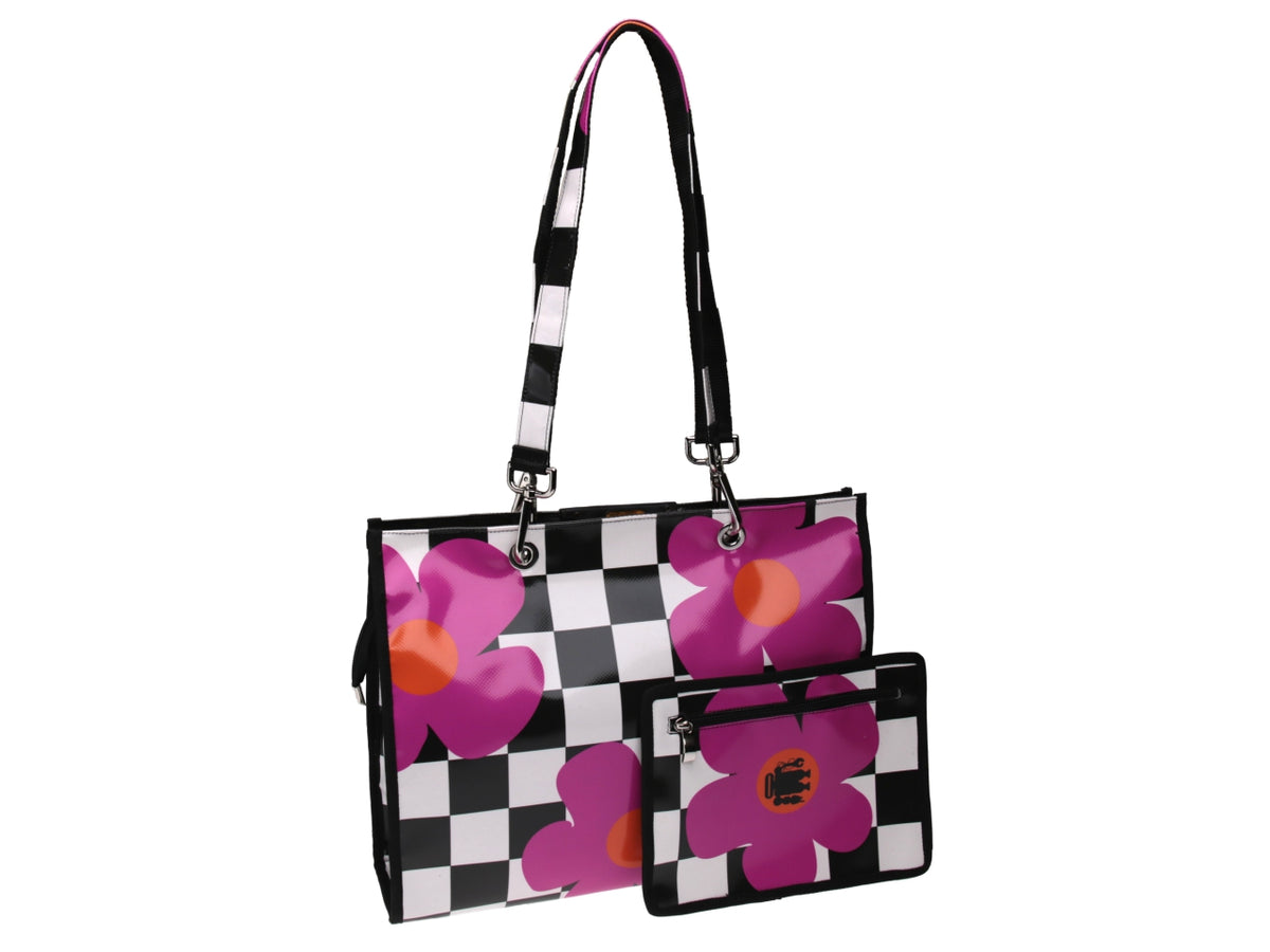 SHOPPER BAG BLACK AND WHITE CHESS FANTASY WITH DAISIES. MODEL PEPE MADE OF LORRY TARPAULIN. - Unique Pieces Paul Meccanico