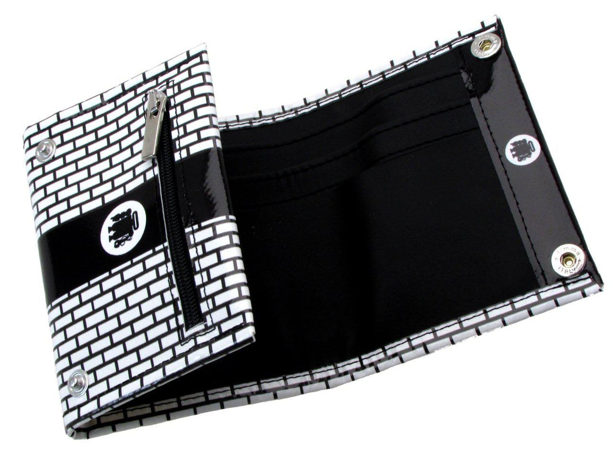 UNISEX WALLET BLACK AND WHITE COLOURS. MODEL TREK MADE OF LORRY TARPAULIN. - Limited Edition Paul Meccanico