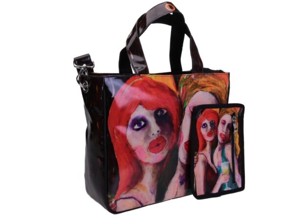 TOTE BAG "PARTY" DI PAUL ALBERT DARI. MODELLO GLAM REALIZZATO CON TELONI DI CAMION. LIBRO "LA PITTURA E' DONNA INCLUSO NEL PREZZO". - immagine 3