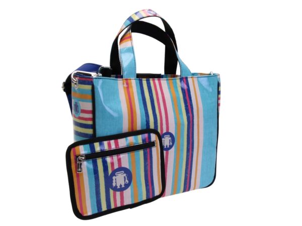 BORSA DONNA CELESTE CON FANTASIA RIGATA. MODELLO GLAM REALIZZATO IN TELONE DA CAMION. - immagine 4