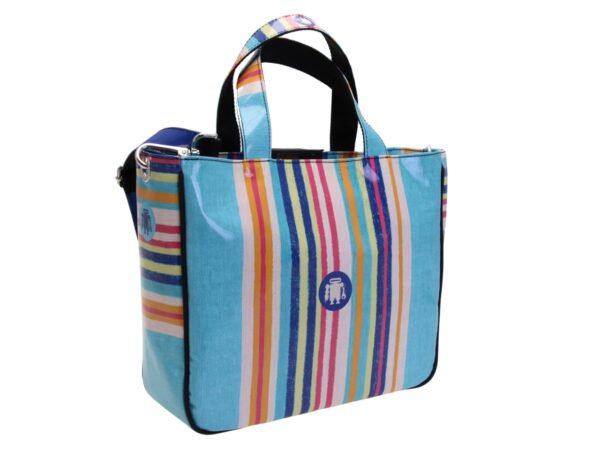 BORSA DONNA CELESTE CON FANTASIA RIGATA. MODELLO GLAM REALIZZATO IN TELONE DA CAMION. - immagine 3