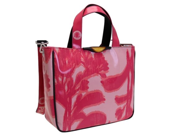 BORSA DONNA ROSA FANTASIA FLOREALE. MODELLO GLAM REALIZZATO IN TELONE CAMION - immagine 2