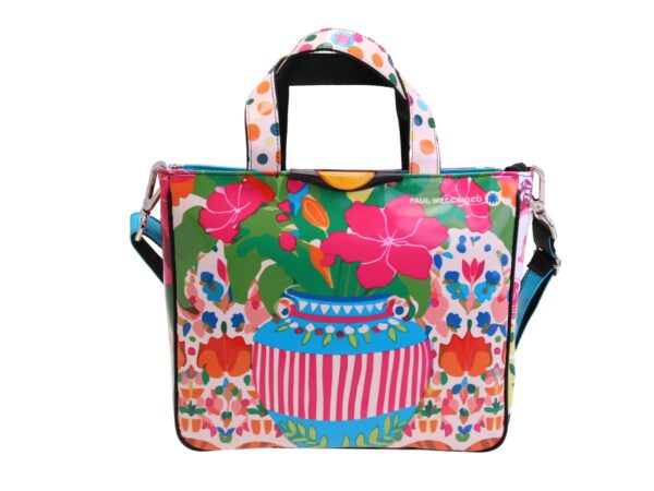 TOTE BAG CAPSULE "POP TROPICAL". MODELLO GLAM REALIZZATO IN TELONE DI CAMION