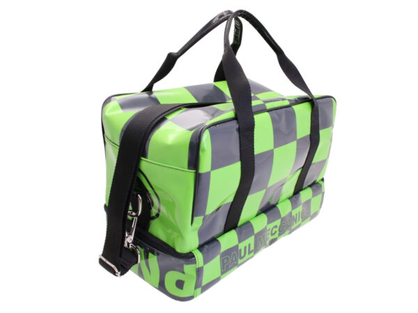 BORSA BAGAGLIO A MANO NERA E VERDE MISURE 40 X 20 X 25 CM. MODELLO FLYME IN TELONE CAMION. - immagine 5