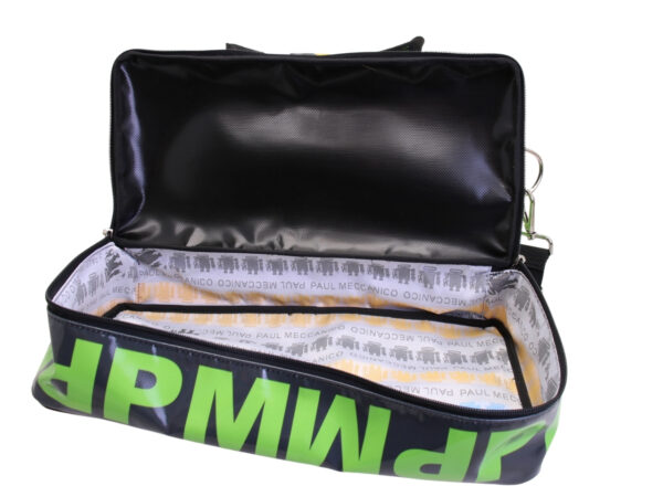 BORSA BAGAGLIO A MANO NERA E VERDE MISURE 40 X 20 X 25 CM. MODELLO FLYME IN TELONE CAMION. - immagine 7