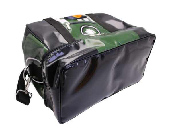 BORSA BAGAGLIO A MANO NERA E VERDONE 40 X 20 X 25 CM. MODELLO FLYME IN TELONE CAMION. - immagine 5