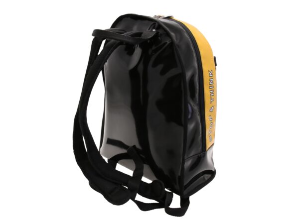 ZAINO NERO E GIALLO. MODELLO SUPER REALIZZATO IN TELONE DA CAMION. - immagine 4