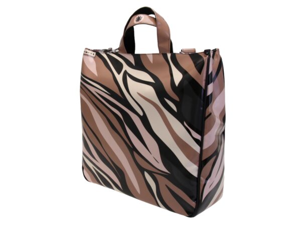 MAXI TOTE BAG CON FANTASIA ANIMALIER. MODELLO AIRSTONE REALIZZATO IN TELONE CAMION - immagine 4