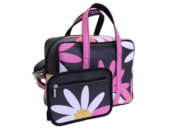 BORSA DA DONNA RETTANGOLARE NERA CON FANTASIA FLOREALE. MODELLO PINCA IN PELLE SINTETICA MARTELLATA. - immagine 3