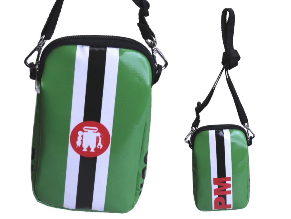 BORSA PER CELLULARE VERDE.