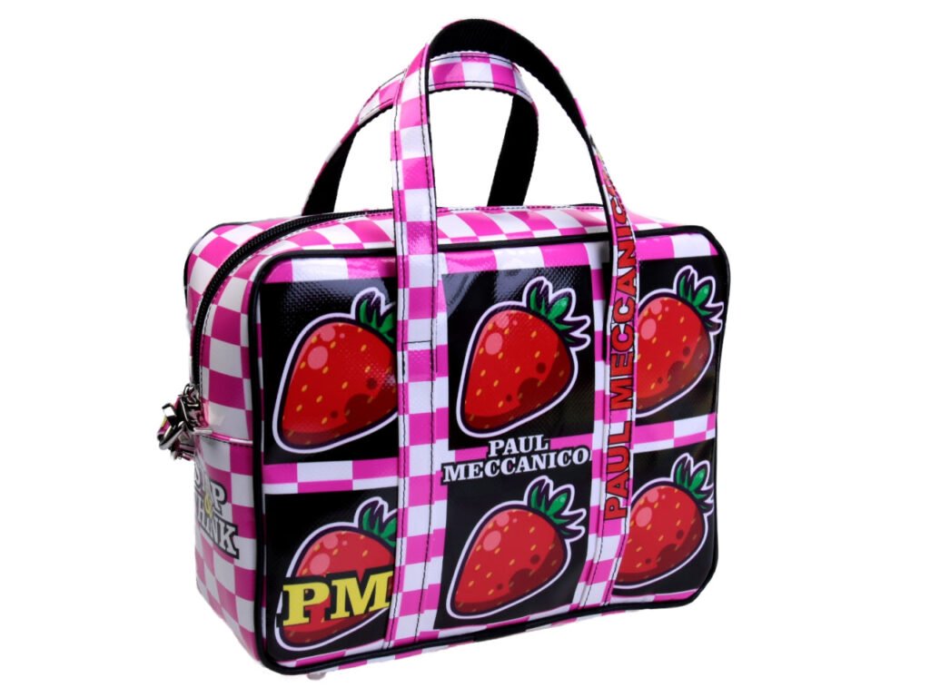 BORSA DA DONNA RETTANGOLARE FUCSIA E BIANCA "FRAGOLE". MODELLO PINCA IN TELONE DI CAMION. - Pezzi unici Paul Meccanico