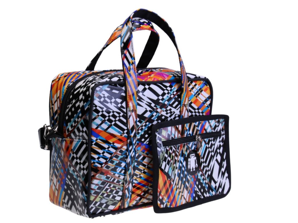 ....BORSA RETTANGOLARE DA DONNA MULTICOLORE. MODELLO PINCA IN TELONE DA CAMION.