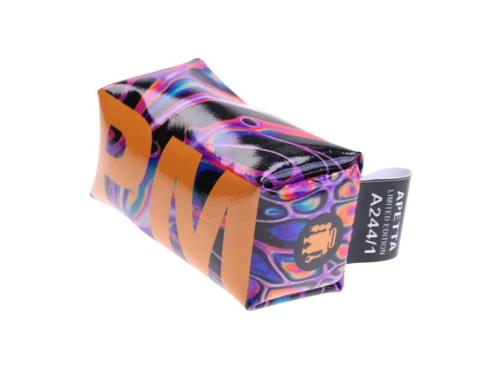 ...PENCIL CASE DESIGN KEYCHAIN WITH TIE DYE FANTASY.