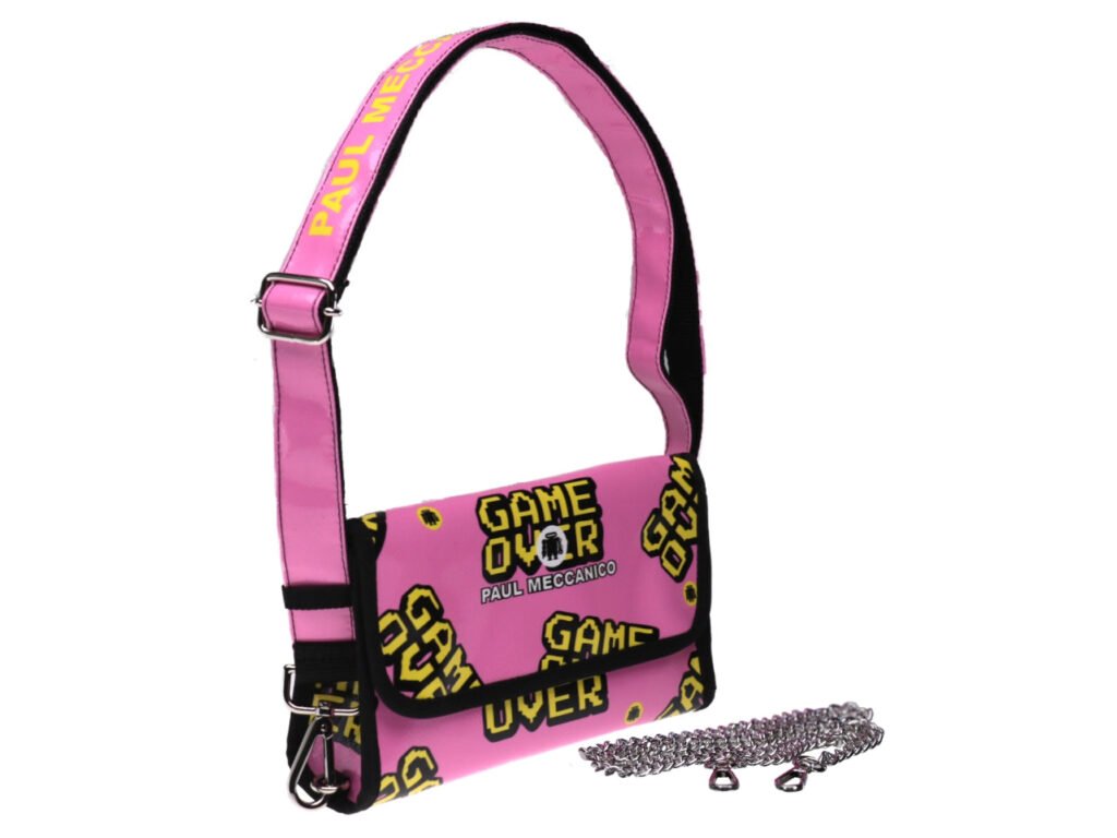 POCHETTE ROSA "GAME OVER". MODELLO CANDY REALIZZATO CON TELONI DI CAMION. - Edizione limitata Paul Meccanico