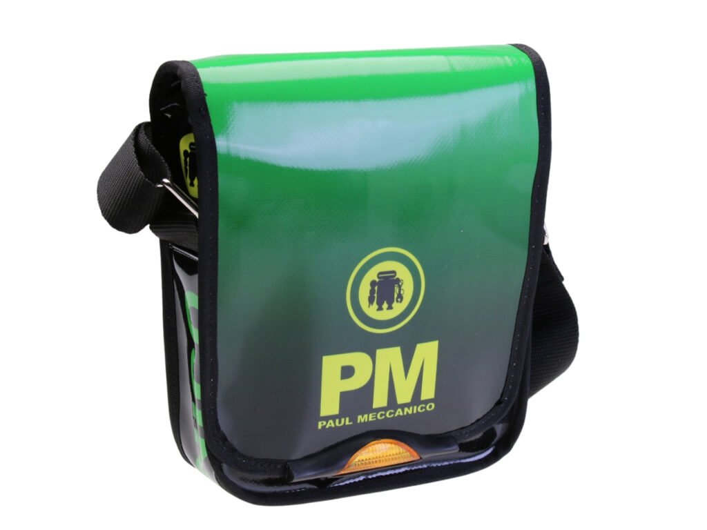 BORSA CROSSBODY VERDE. MODELLO MIPOK IN TELONE DA CAMION.