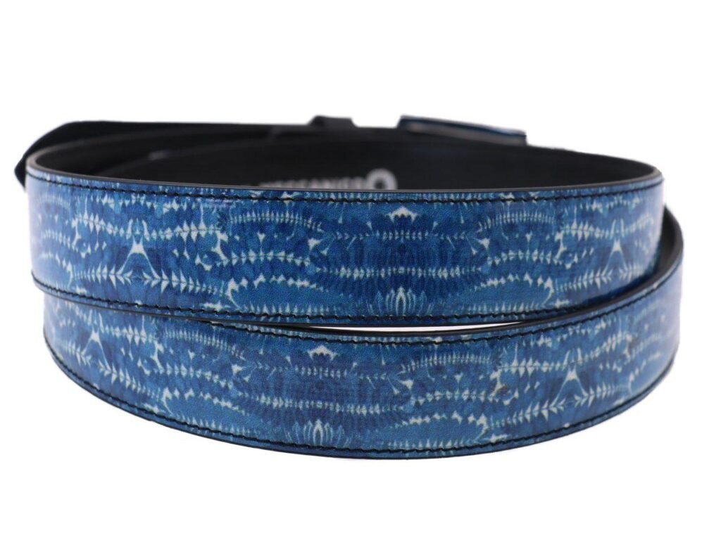 CINTURA DONNA AZZURRA FANTASIA MAJOLICA FATTA DI LORRY TARPAULIN - Pezzi unici Paul Meccanico