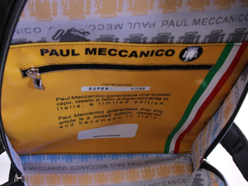 ZAINO LILLA E NERO PAUL MECCANICO. MODELLO SUPER REALIZZATO CON TELONI DI CAMION.