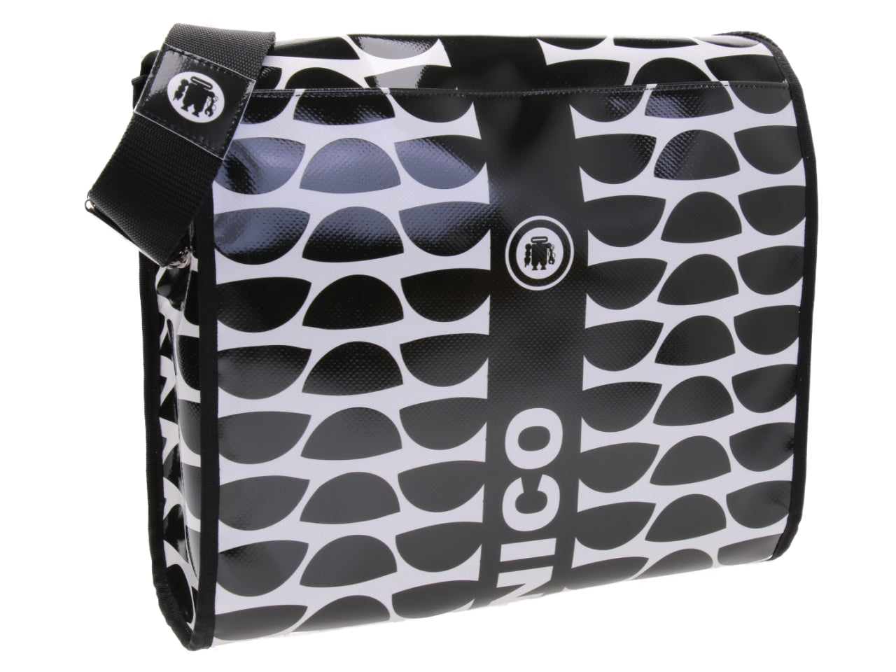 MAXI BORSA A TRACOLLA BIANCA E NERA. MODELLO BREAK REALIZZATO IN TELONE CAMION.