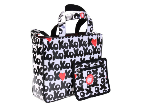 TOTE BAG BLACK AND WHITE "XOXO". MODEL GLAM MADE OF LORRY TARPAULIN.