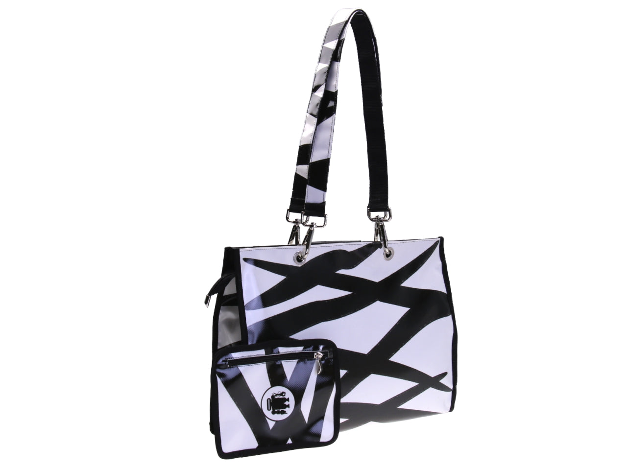 BORSA SHOPPER IN BIANCO E NERO. MODELLO PEPE REALIZZATO CON TELONI DI CAMION.