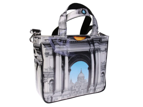 ....TOTE BAG "ROMA". MODEL GLAM MADE OF LORRY TARPAULIN.