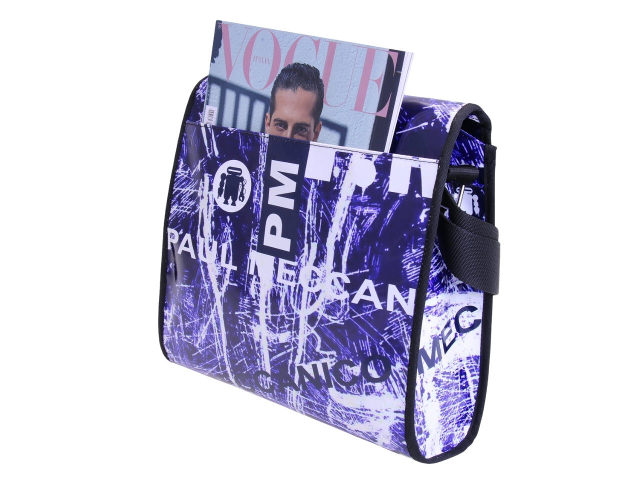BORSA CROSSBODY BLU E BIANCA CON FANTASIA GRAFFITI. MODELLO DI ROTTURA REALIZZATO CON TELONI DI CAMION.