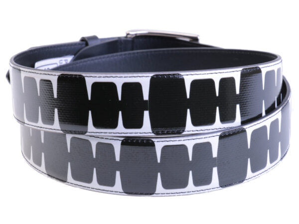 BLACK AND WHITE MEN'S BELT MADE OF LORRY TARPAULIN.