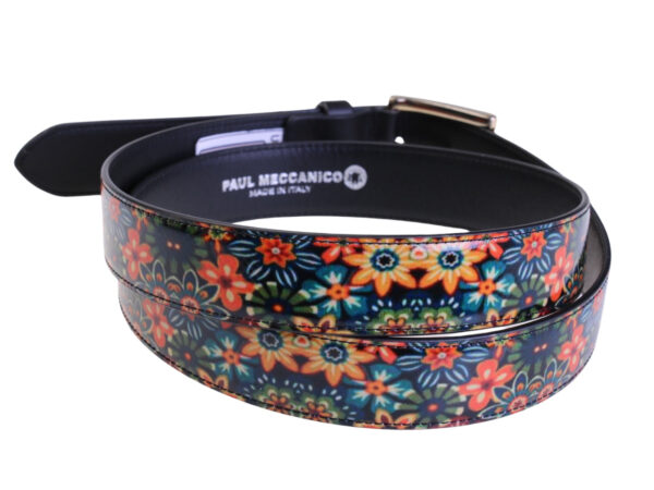 .BLACK WOMEN'S BELT WITH FLORAL FANTASY MADE OF LORRY TARPAULIN.
