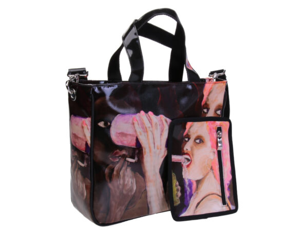 TOTE BAG "FIESTA" BY PAUL ALBERT DARI. MODEL GLAM MADE OF LORRY TARPAULIN. BOOK "LA PITTURA E' DONNA INCLUDED IN THE PRICE"