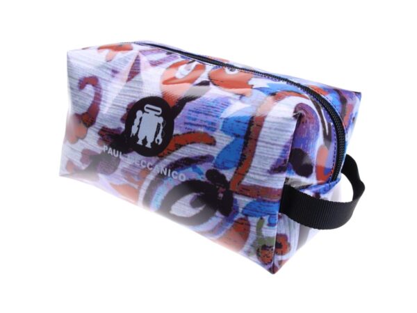 ...BEAUTY CASE WITH FLORAL FANTASY.