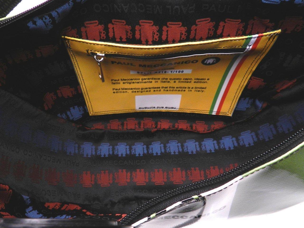 BORSA A MEZZALUNA FANTASIA IN BIANCO E NERO. MODELLO SPACCATO REALIZZATO CON TELONI DI CAMION. - Edizione limitata Paul Meccanico