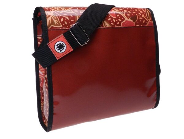 CROSSBODY BAG DARK CORAL WITH FLORAL FANTASY. MODEL BREAK MADE OF LORRY TARPAULIN. - Unique Pieces Paul Meccanico
