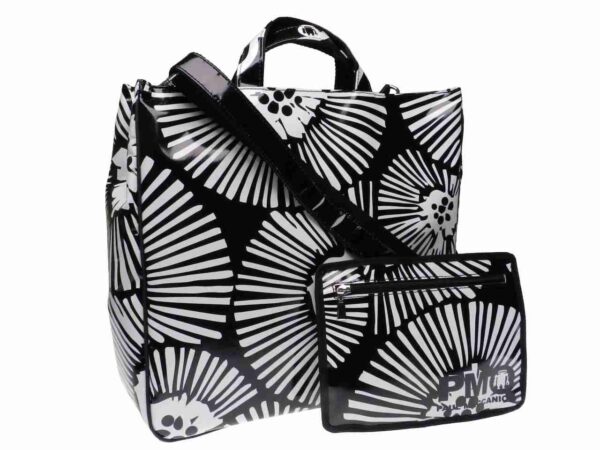 MAXI TOTE BAG BLACK AND WHITE FLORAL FANTASY. AIRSTONE MODEL MADE OF LORRY TARPAULIN. - Unique Pieces Paul Meccanico