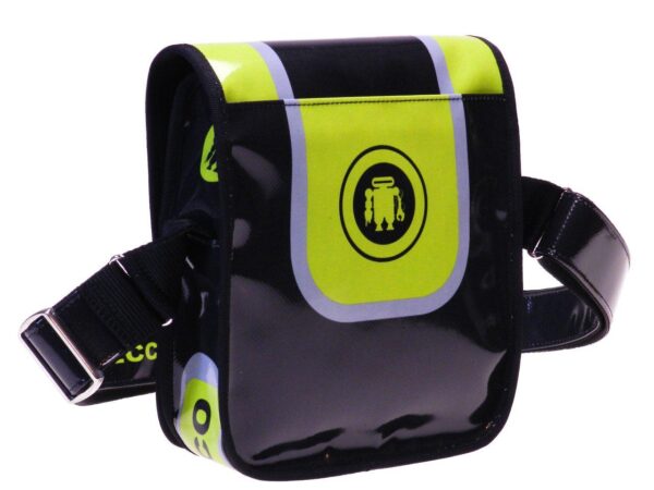 ORGANIZER SHOULDER BAG MADE OF LORRY TARPAULIN BLACK AND FLUORESCENT GREEN. MIPOK MODEL BY PAUL MECCANICO. - Unique Pieces Paul Meccanico